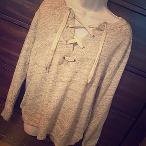 ✌️Super Comfy Sweater with Stylish Laces✌️